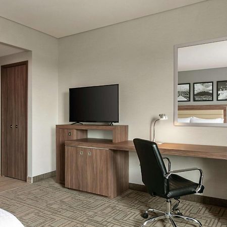 Hampton Inn By Hilton Monterrey Apodaca Buitenkant foto